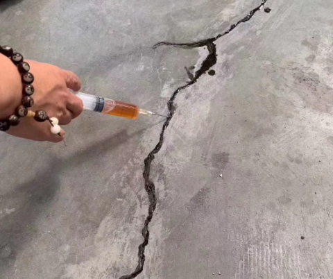 修水混凝土裂缝修补技术详解​
